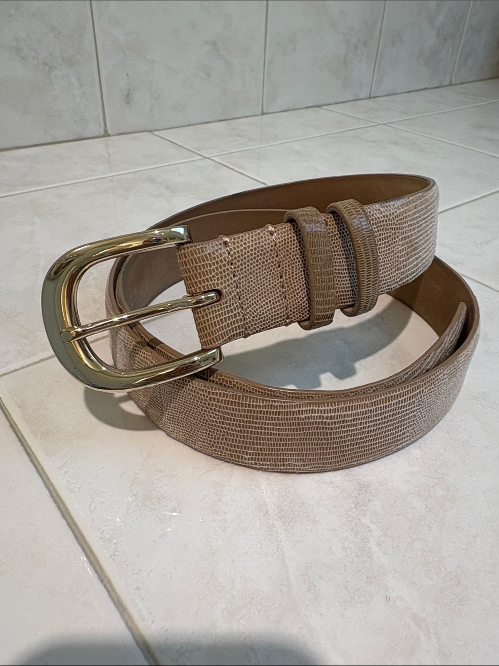 Ann Taylor Taupe Textured Leather Belt with Gold Buckle - Picture 2 of 10